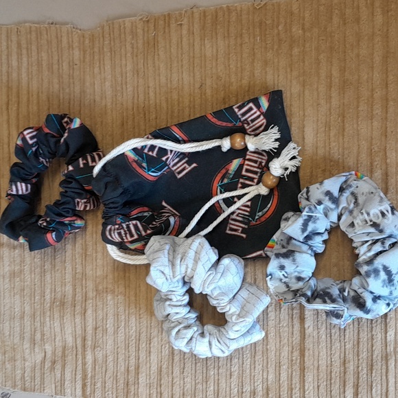 Hand Crafted Other - Pink Floyd fabric scrunchies and pull string bag set